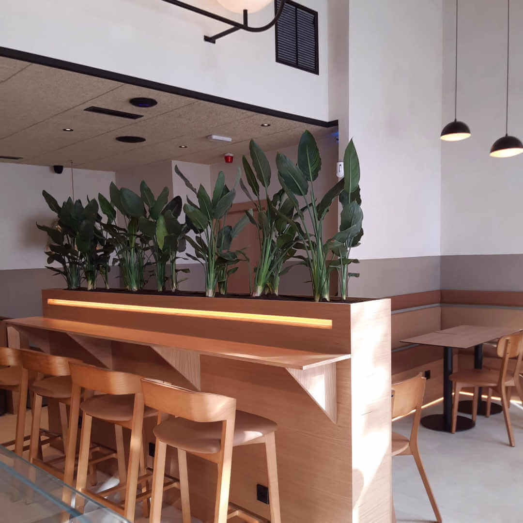 Blé, panadería y cafetería en Madrid. Interiorismo de Triscaideca (foto 2)