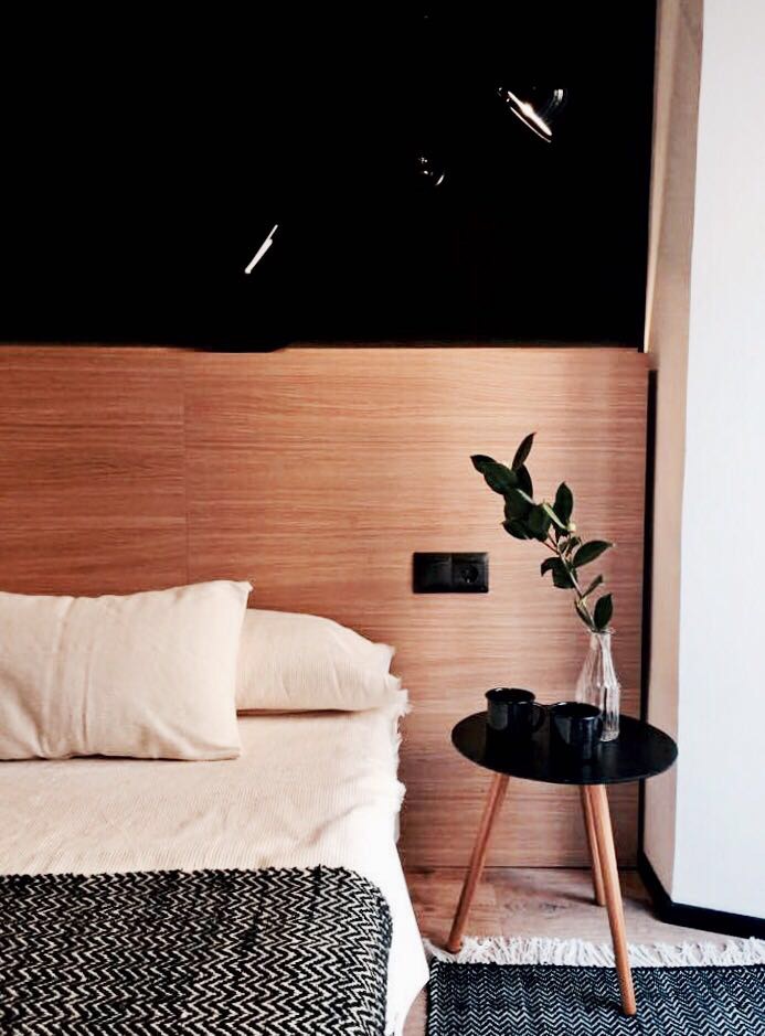 CC Malasaña, hotel en Madrid. Interiorismo de Triscaideca (foto 1)