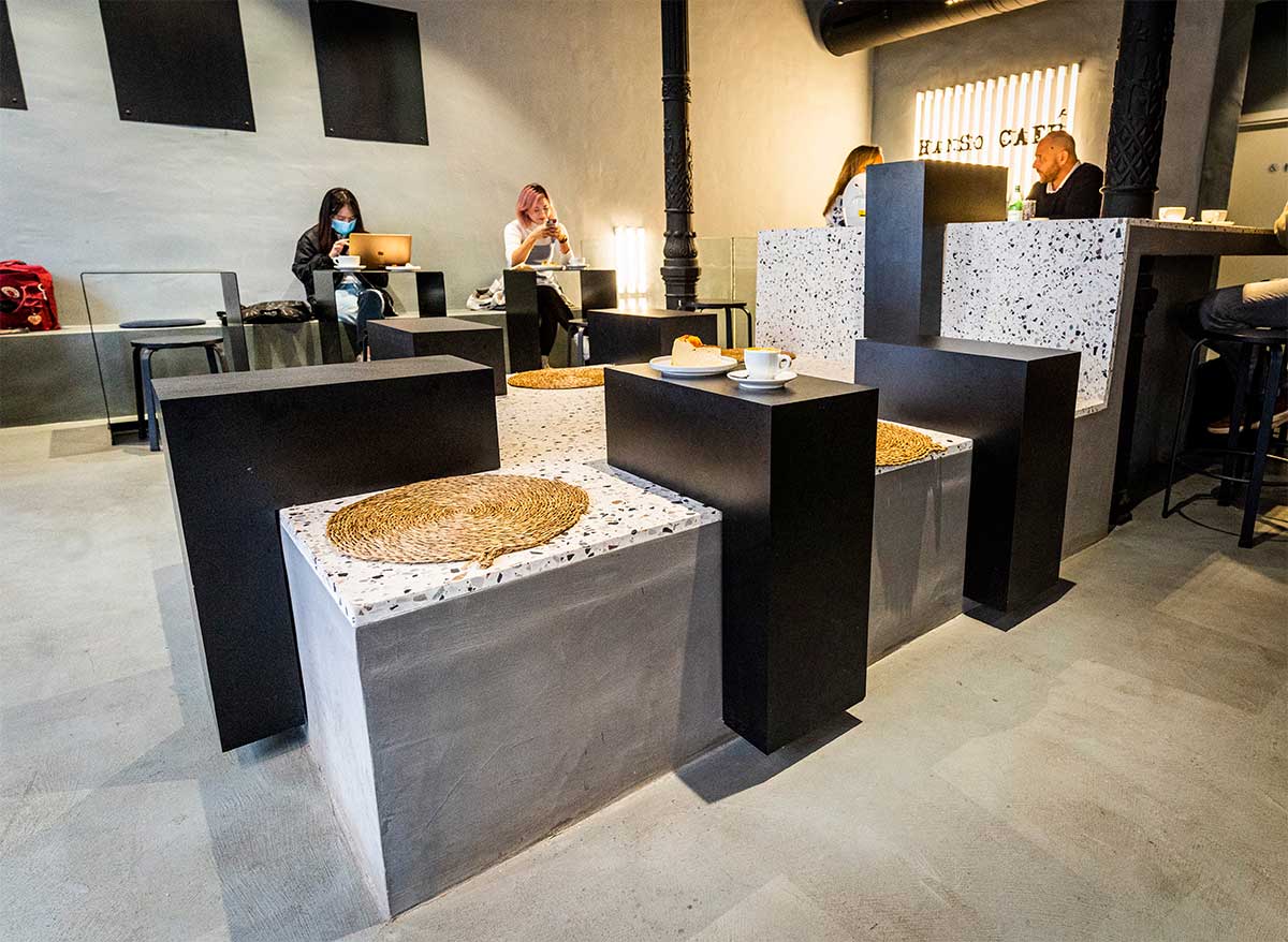 HanSo Café, cafetería en Madrid: proyecto de interiorismo de Triscaideca