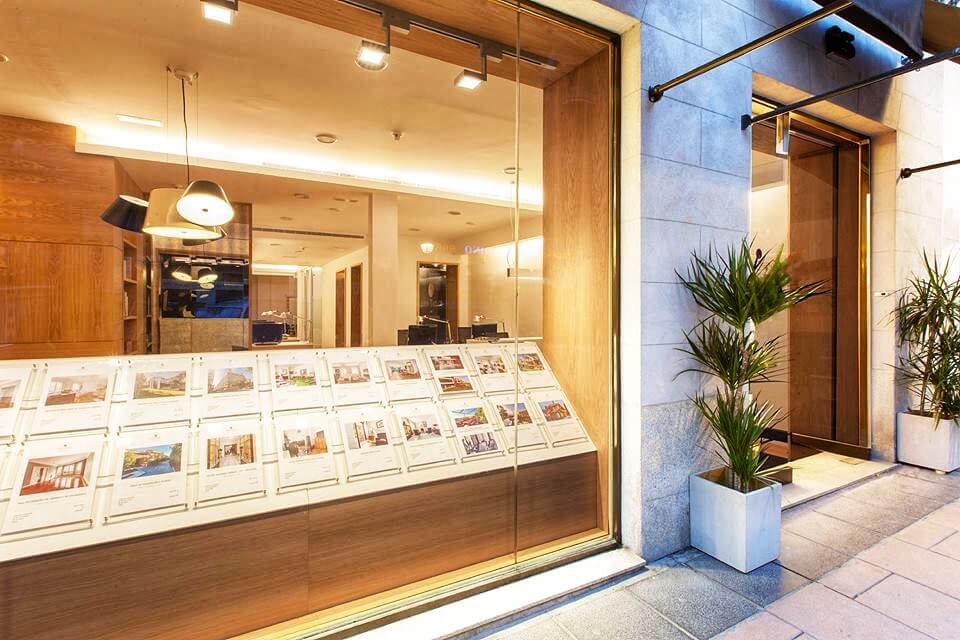 J. Taylor, oficinas en Madrid: proyecto de interiorismo de Triscaideca