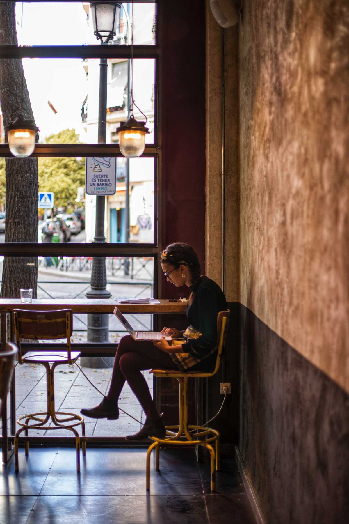 La Caníbal, restaurante en Madrid. Interiorismo de Triscaideca (foto 4)