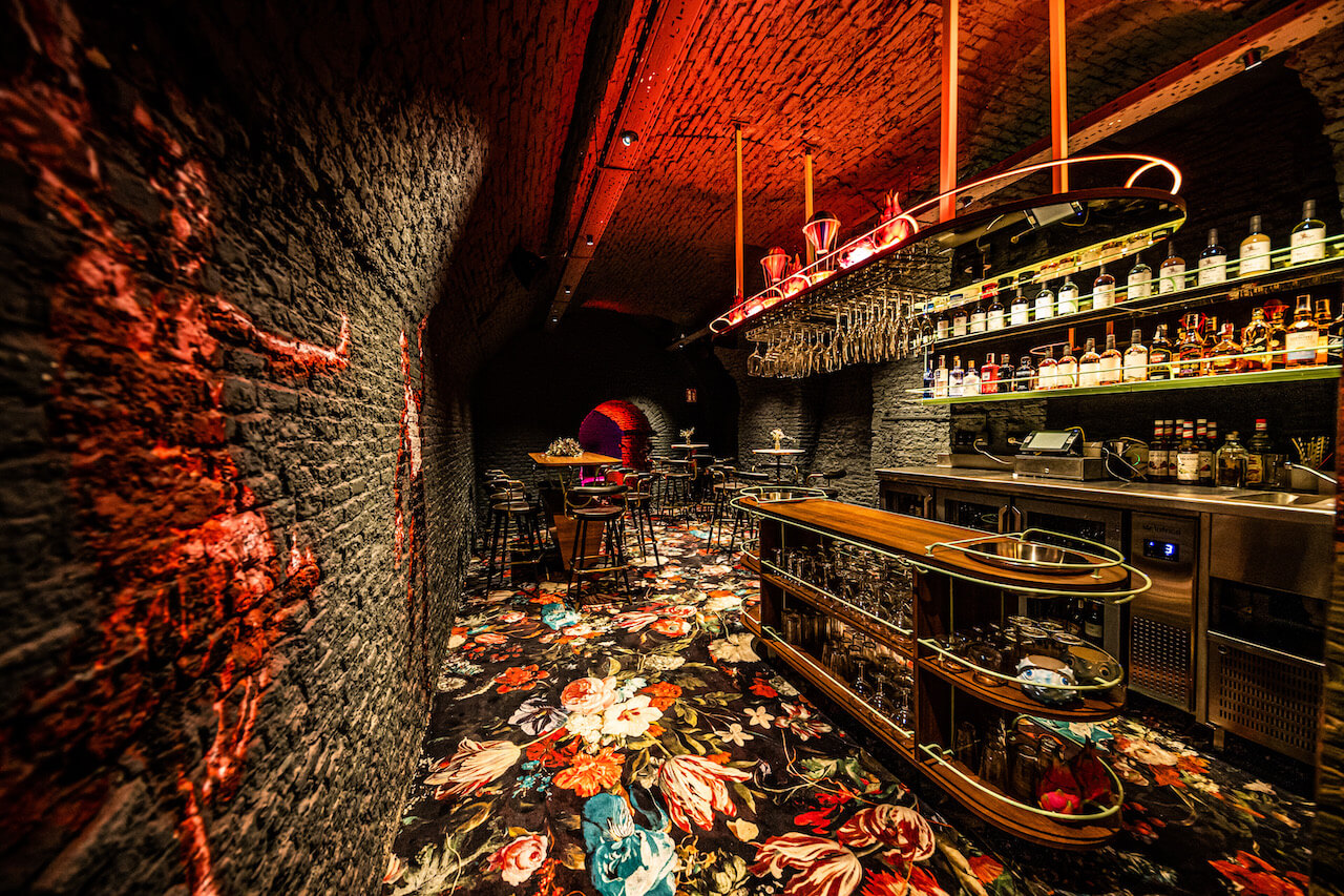 La Musa Latina Down Stairs, restaurante en Madrid: proyecto de interiorismo de Triscaideca