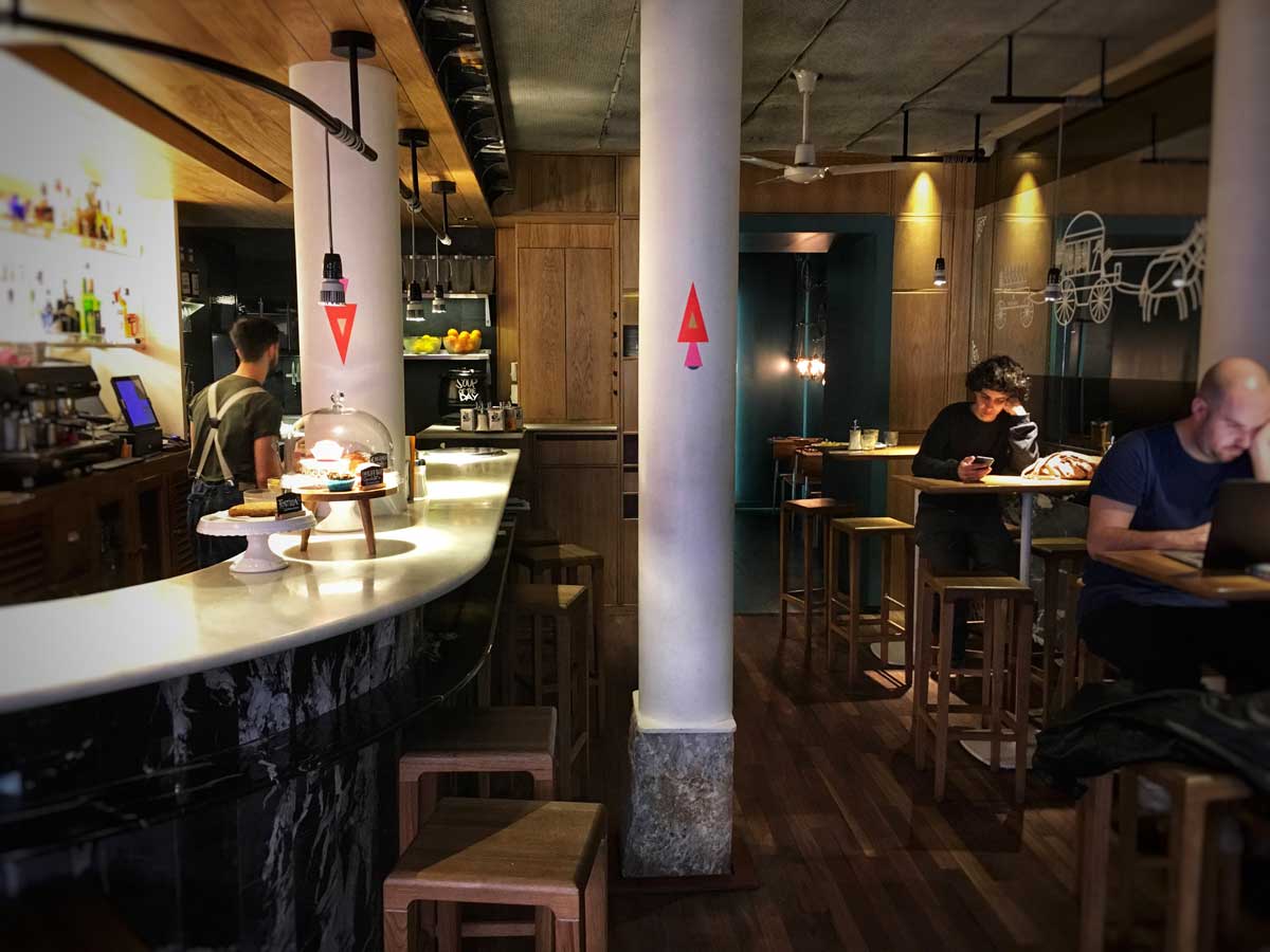 La Musa Malasaña, restaurante en Madrid. Interiorismo de Triscaideca (foto 3)