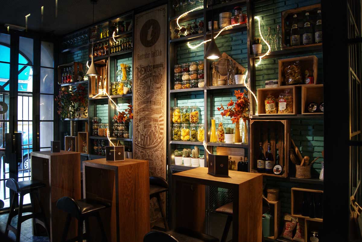 La T Gastrobar, gastrobar en Madrid. Interiorismo de Triscaideca (foto 1)