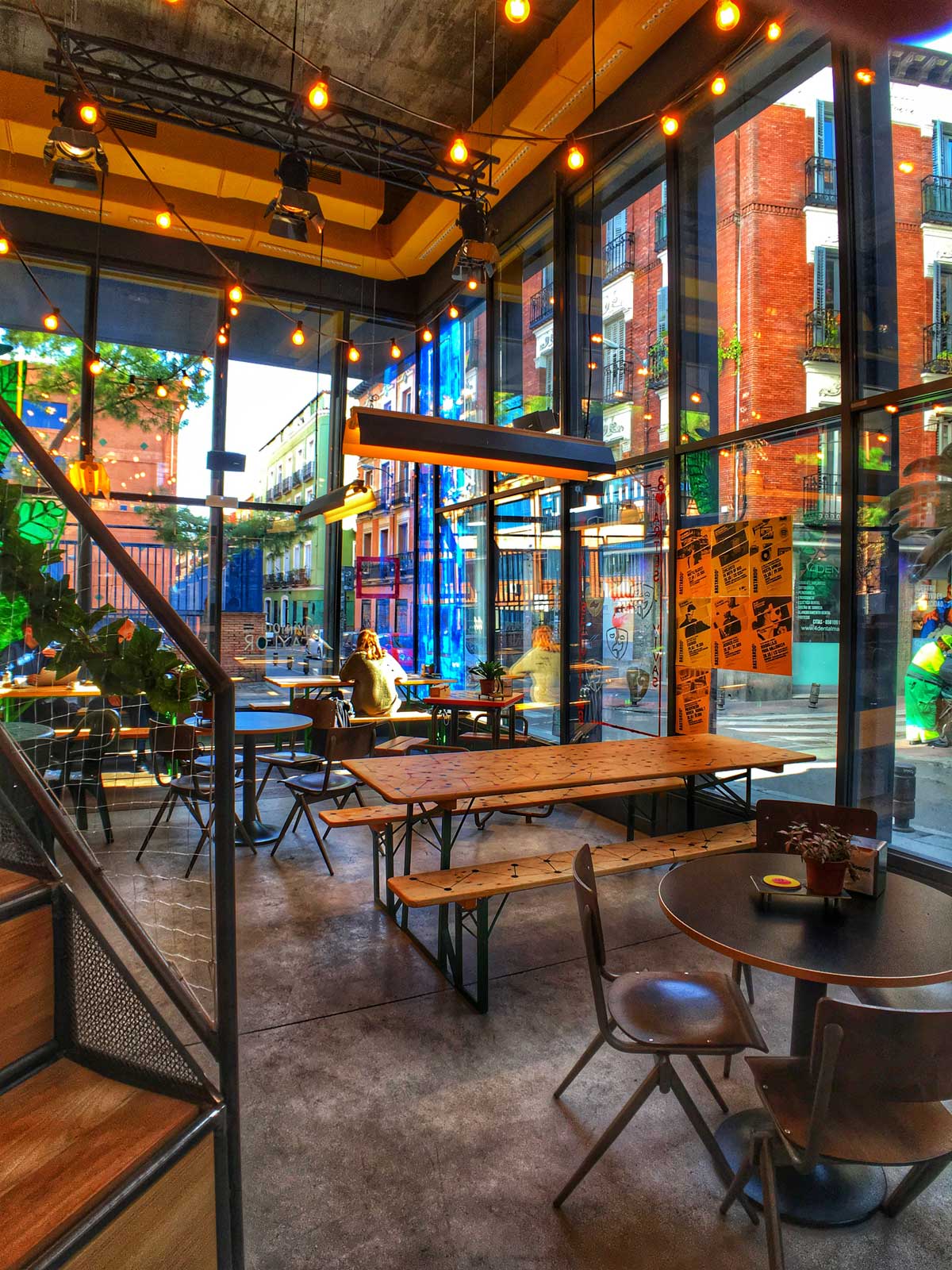 Limbo, restaurante en Madrid. Interiorismo de Triscaideca (foto 6)