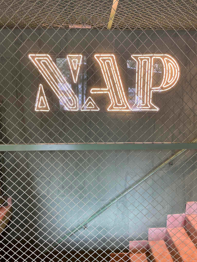 NAP Alberto Alcocer, pizzería en Madrid. Interiorismo de Triscaideca (foto 2)