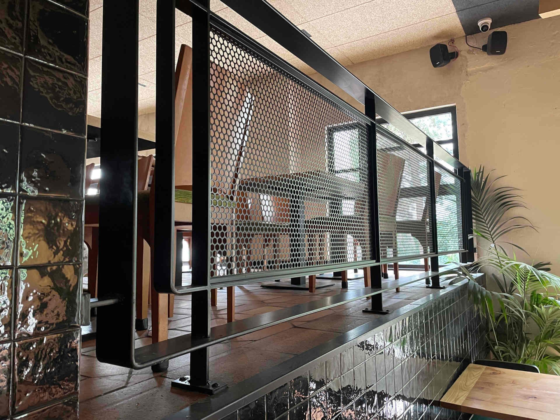 Portomarín, restaurante en Madrid. Interiorismo de Triscaideca (foto 6)