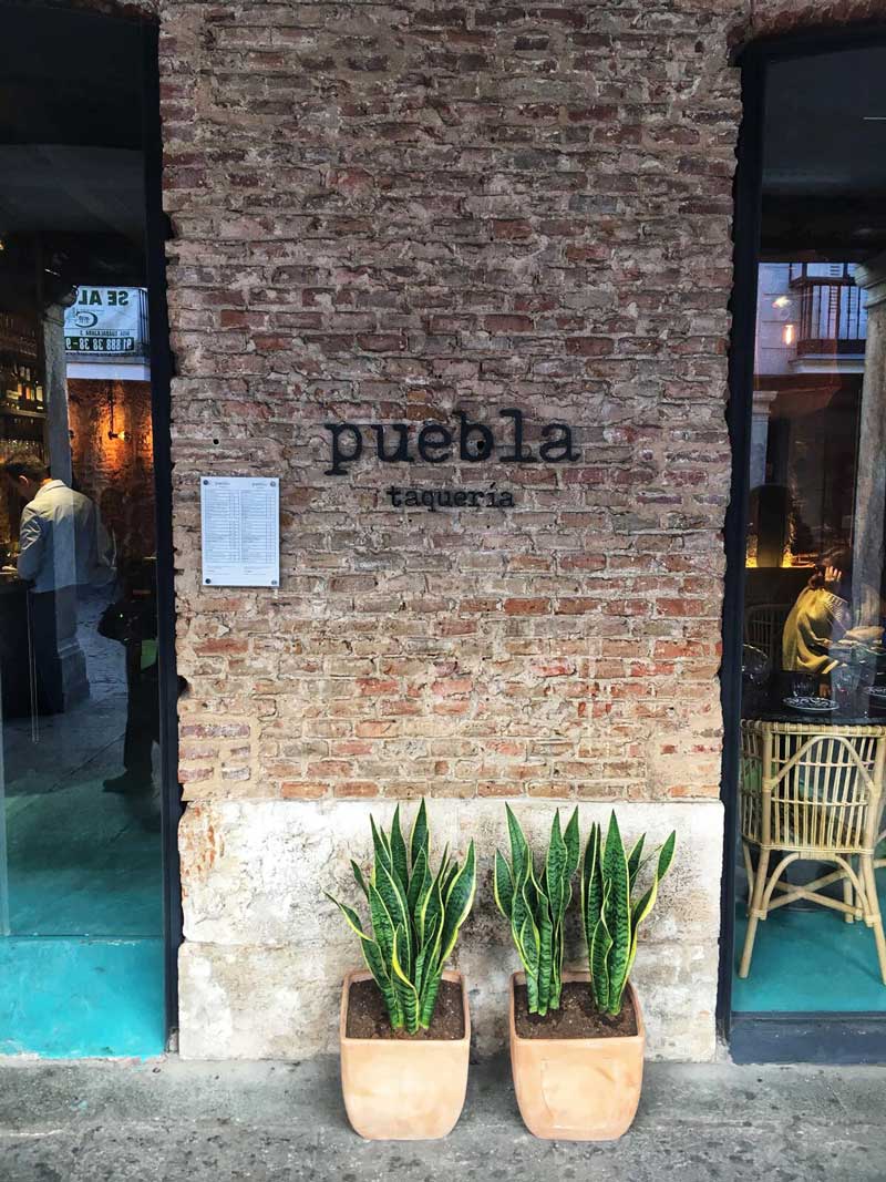 Puebla, restaurante en Madrid: proyecto de interiorismo de Triscaideca