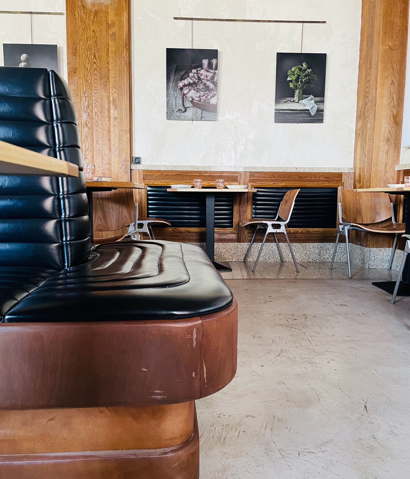 Salón La Caníbal, restaurante en Madrid. Interiorismo de Triscaideca (foto 8)