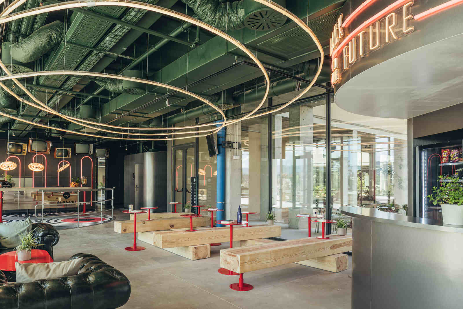 Yugo Alba Viu: Proyecto Triscaideca de interiorismo y arquitectura